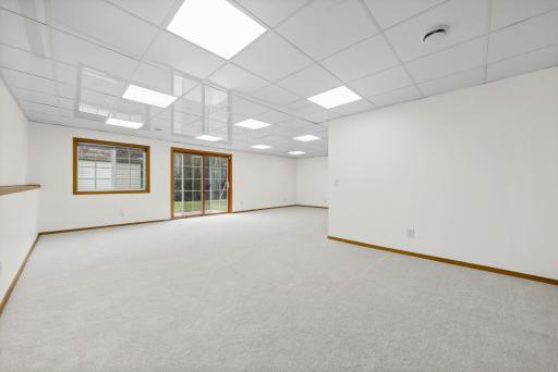 9024 Nevada Avenue N, Brooklyn Park, MN 55445