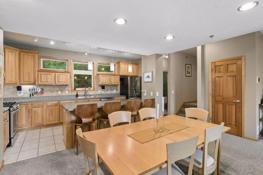 9820 Cove Drive, Minnetonka, MN 55305