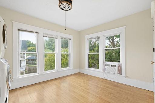 Upper level sun room