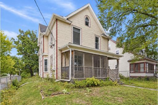 Photo for 501 Newton Avenue N, Minneapolis, MN 55405 - listing #7149370 Classic up/down duplex in Bryn Mawr/Harrison!