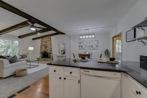 Kitchen-5.jpg