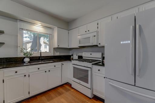 Kitchen-4.jpg