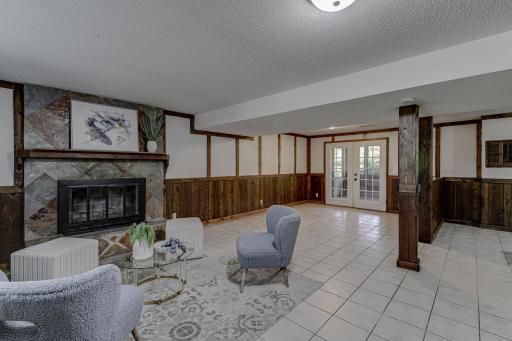 Family-Room-4.jpg