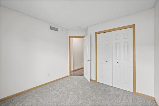 15610 Early Bird Circle, 210, Apple Valley, MN 55124