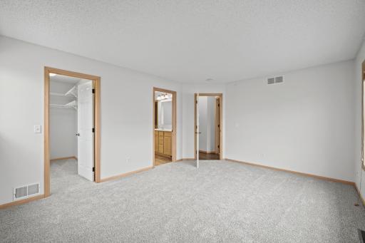 15610 Early Bird Circle, 210, Apple Valley, MN 55124