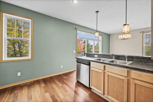 15610 Early Bird Circle, 210, Apple Valley, MN 55124