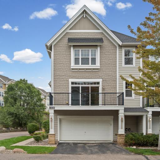 15610 Early Bird Circle, 210, Apple Valley, MN 55124