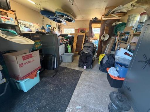 15' x 24' bonus room / shop over the garage for storage and fun!
