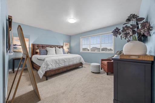 6054 Autumn Drive S, Fargo, ND 58104