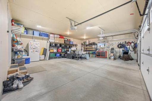 6054 Autumn Drive S, Fargo, ND 58104