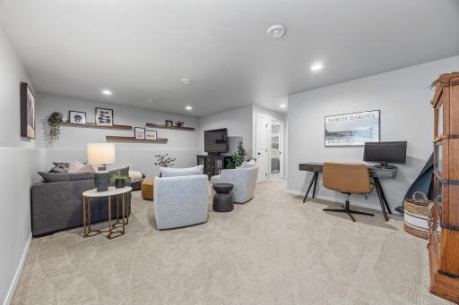 6054 Autumn Drive S, Fargo, ND 58104