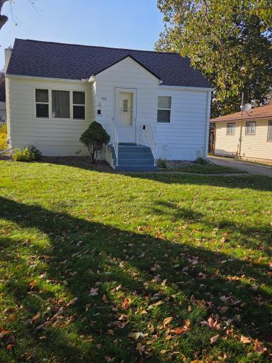 416 10th Street SE, Waseca, MN 56093