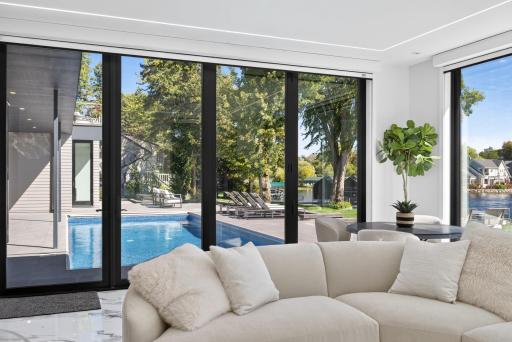 An exceptional entertaining area, allowing the space to fully open when desired.