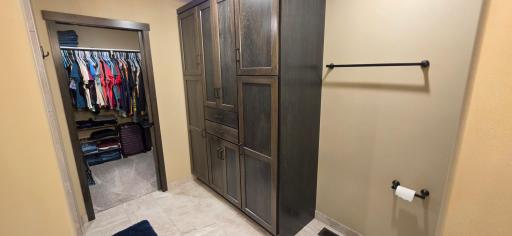 You've got to check out this closet/cupboard/dresser!