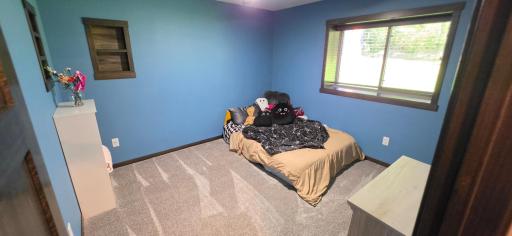 Another LL bedroom
