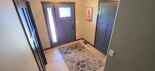 Plenty of room when accessing the garage