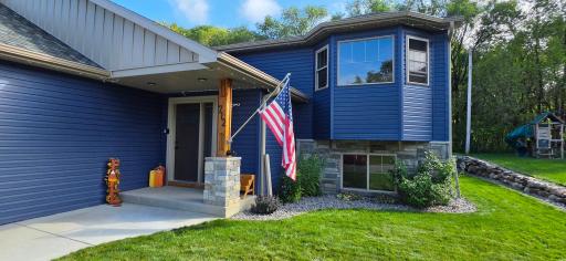 Welcome to 712 3rd Ave SE! Enjoy living in Cold Spring