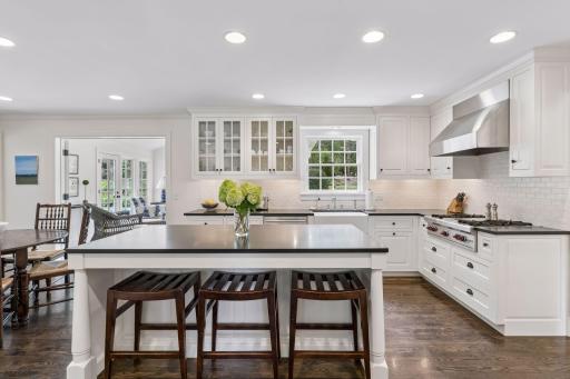 235 Hollander Road, Wayzata, MN 55391