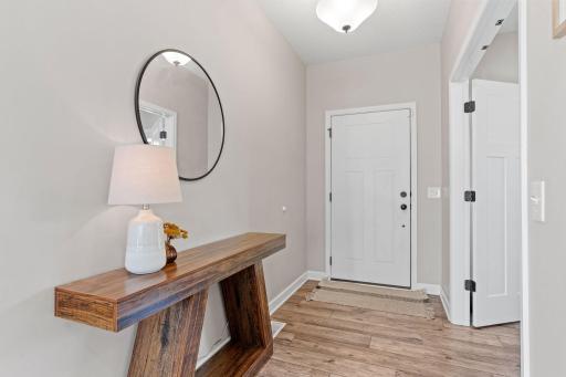 23-web-or-mls-3762 Crane Island Ct-23.jpg