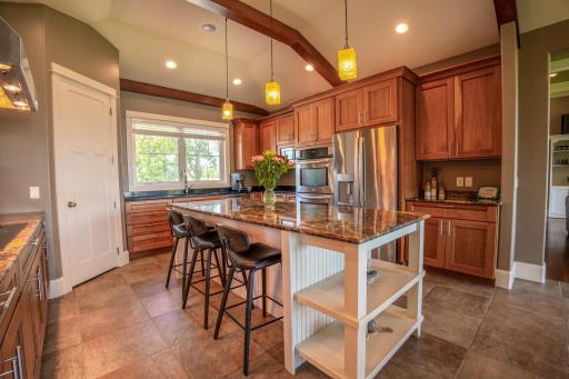 7193 12th Street NW, Willmar, MN 56201