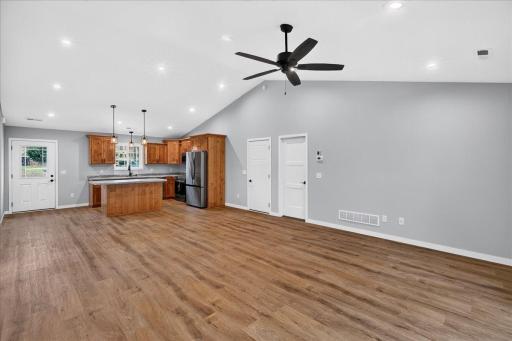 425 4th Avenue SE, Saint Joseph, MN 56374