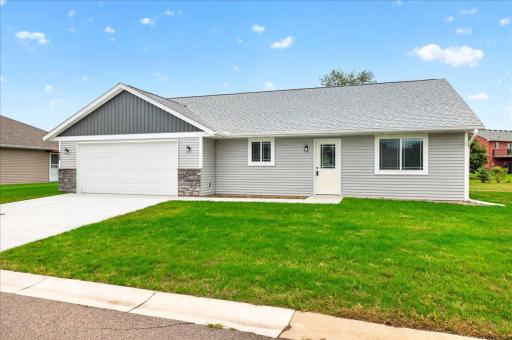 425 4th Avenue SE, Saint Joseph, MN 56374