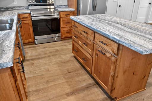 425 4th Avenue SE, Saint Joseph, MN 56374