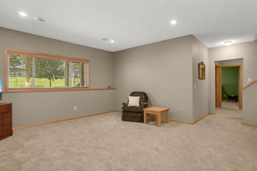 18519 Farmstead Circle, Eden Prairie, MN 55347