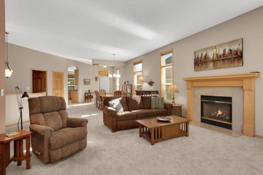 18519 Farmstead Circle, Eden Prairie, MN 55347