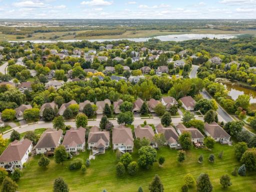 18519 Farmstead Circle, Eden Prairie, MN 55347