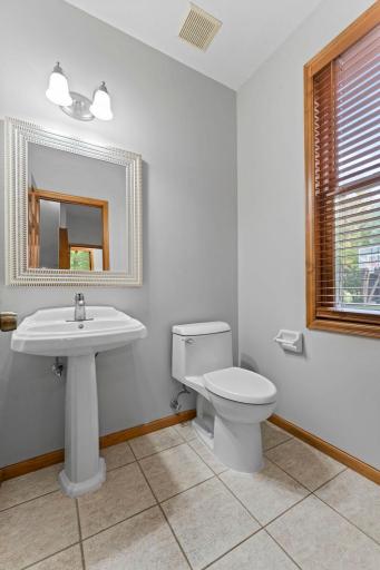 8915 Umbria Place N, Maple Grove, MN 55311