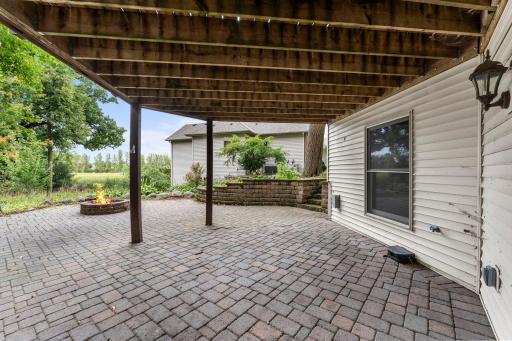 8915 Umbria Place N, Maple Grove, MN 55311