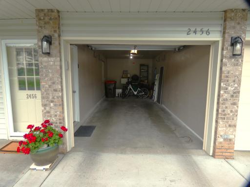 2456 Grenadier Avenue N, Oakdale, MN 55128