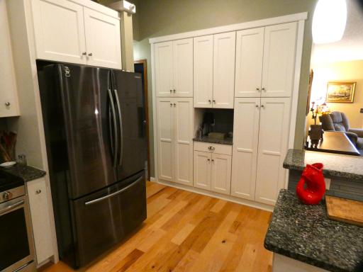 2456 Grenadier Avenue N, Oakdale, MN 55128