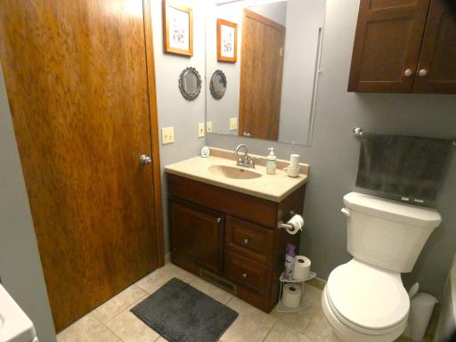2456 Grenadier Avenue N, Oakdale, MN 55128