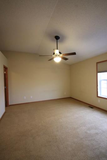11040 Fergus Street NE, E, Blaine, MN 55449