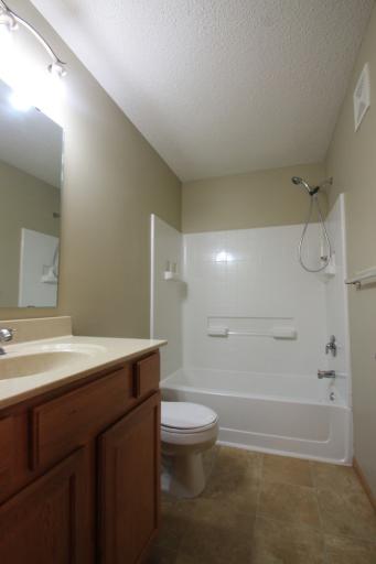 11040 Fergus Street NE, E, Blaine, MN 55449