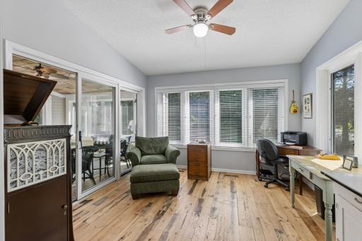 Flexible office space â work from home in style and with a view.