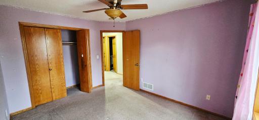 Third bedroom.jpg