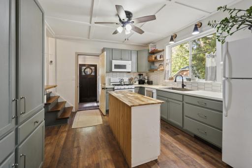 111 Haines Avenue, Paynesville, MN 56362