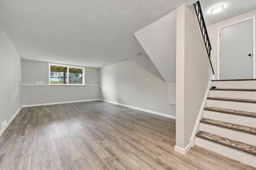1709 Cochrane Avenue, Eagan, MN 55122