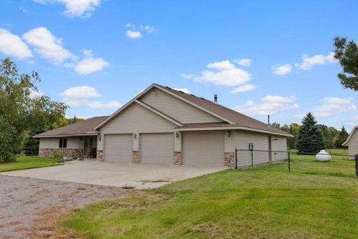 12221 85th Avenue, Milaca, MN 56353