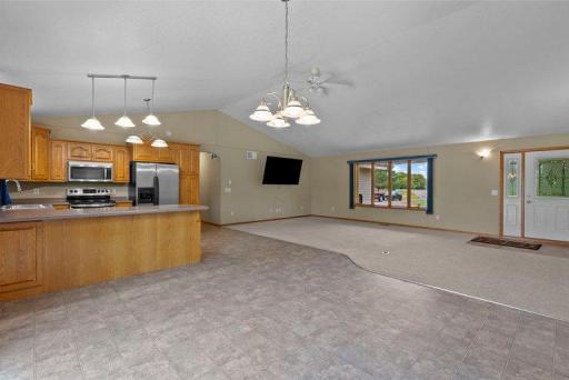 12221 85th Avenue, Milaca, MN 56353