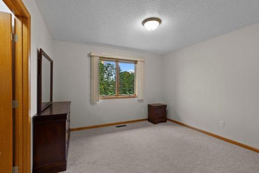 12221 85th Avenue, Milaca, MN 56353