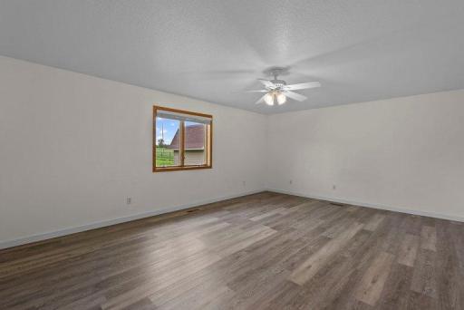12221 85th Avenue, Milaca, MN 56353