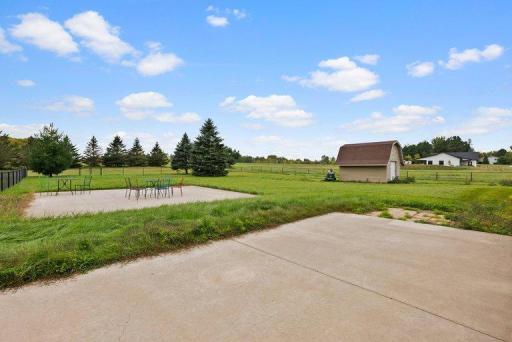 12221 85th Avenue, Milaca, MN 56353