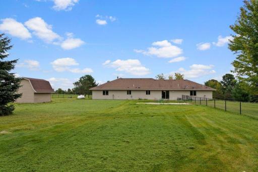 12221 85th Avenue, Milaca, MN 56353