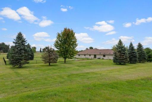 12221 85th Avenue, Milaca, MN 56353