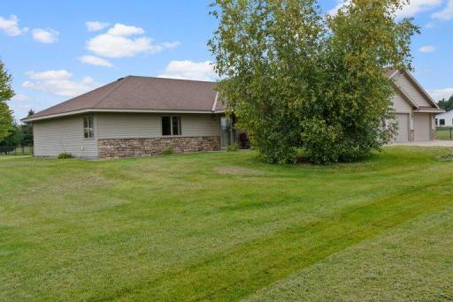 12221 85th Avenue, Milaca, MN 56353