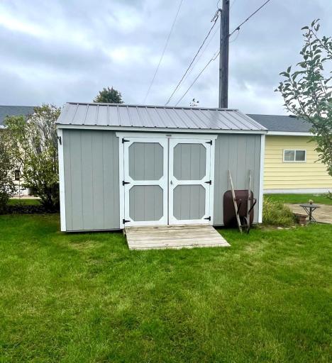 67 12th Street S, Sauk Centre, MN 56378